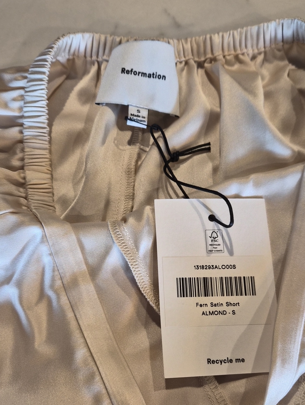 NWT Reformation Fern Short - Picture 2 of 5